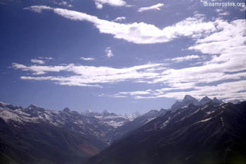 Himalayan Range in Parbati Valley