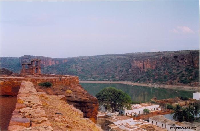 badami crags